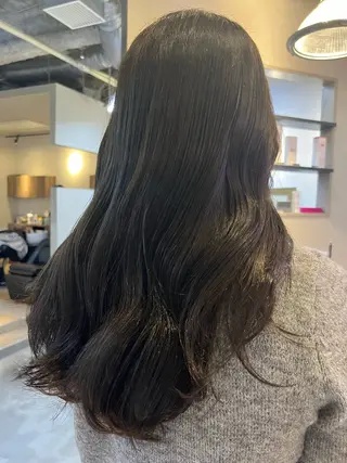 ロング カラー 赤み消しカラー✳️ 井上明日翔💫のヘアスタイル