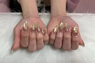 ネイル RE:Bonn所属・salon re:bonnのネイルデザイン