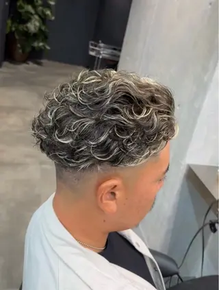 パーマ 森田 夏美のヘアスタイル