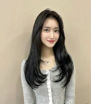 ロング カラー レイヤー/髪質改善 /透け感カラー/艶髪のヘアスタイル