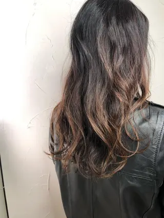 セミロング 西山梨々【12/1〜 産休を頂きます🎀】のヘアスタイル