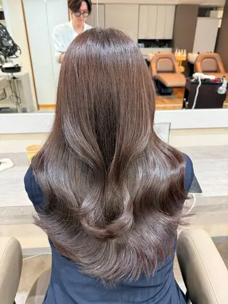 ロング カラー パーマ コテ巻き/パーマ/艶 透明感/荻原凜太郎のヘアスタイル