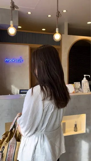 セミロング nagi所属・横田直也／韓国風 レイヤーカット／千種のヘアスタイル