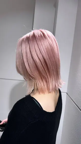 ミディアム 🦋艶髪ハイトーン / Mio🦋のヘアスタイル