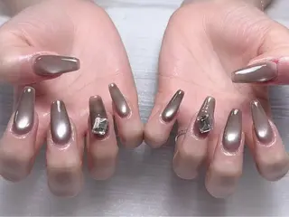 ネイル J&C Nail Salon吉祥寺所属・YU KIのネイルデザイン