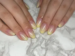 ミディアム ネイル Beauty Salon Luna所属・Beauty Salon Lunaのエステ・リラクイメージ