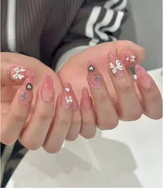 ネイル Lyna 池袋のネイルデザイン