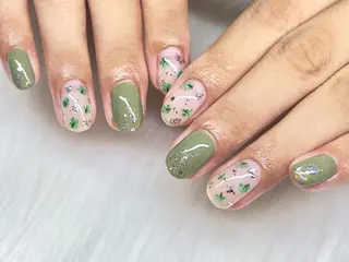 ネイル ネイリストYuri シェルウェリナ船橋のネイルデザイン