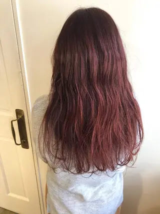 ロング カラー MIOベージュカラー 柔らかいカラーのヘアスタイル