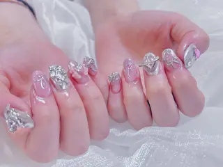 ネイル ネイルサロンエクラ 🫧Shizukaのネイルデザイン