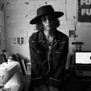 ミディアム パーマ メンズ RACCOON.TOKYO 渋谷店所属・メンズカット特化🐺 ウルフ[店長]置塩祥のヘアスタイル