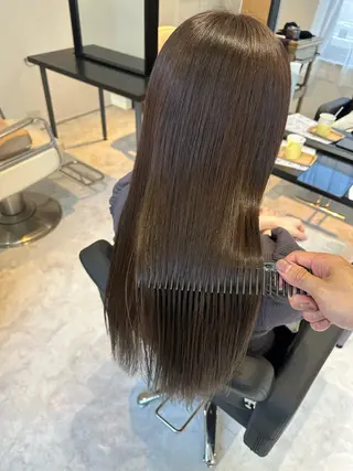 ロング 縮毛矯正  髪質改善 酸性ストレート特化のヘアスタイル