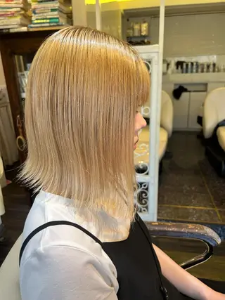 ミディアム カラー DiMPlE  ディンプル所属・🌸スタイリスト 山浦美恵のヘアスタイル