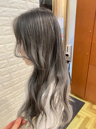 ロング _WHITE難波店[アンダーバーホワイト]所属・艶カラー/髪質改善 /韓国風/中村嘉秀のヘアスタイル