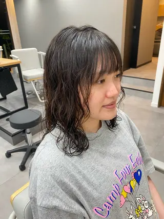 ミディアム パーマ CIEN所属・松下 育未のヘアスタイル