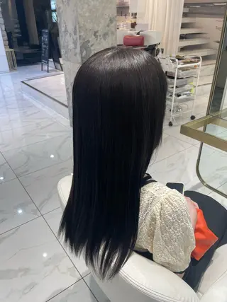 カラー KINGDOM UEDA IKUMIのヘアスタイル