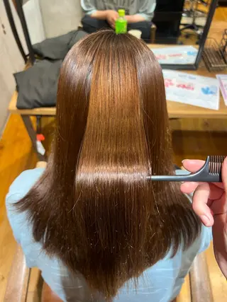 セミロング 三宅 凜佳のヘアスタイル