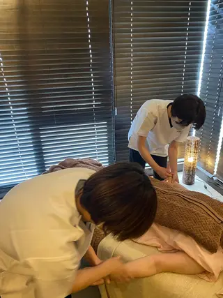 Acupuncture salon LINOA リノア鍼灸院所属・ヘッドスパ鍼/小顔鍼 EMS LINOAのエステ・リラクイメージ