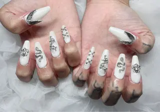 ネイル NOEL_DAYS_MONO所属・古賀 悠利のネイルデザイン