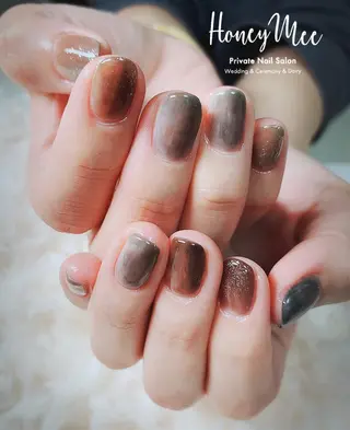 ミディアム カラー ネイル honey meeのネイルデザイン