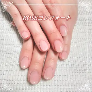 ネイル エステとネイル ローズコンフォートのネイルデザイン