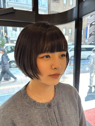 ショート 🫧透明感カラーレイ ヤースタイル松浦元海のヘアスタイル