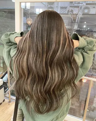ロング カラー ヘアアレンジ 久米 治仁のヘアスタイル