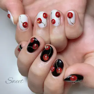 ネイル sweet 仲野陽子のネイルデザイン