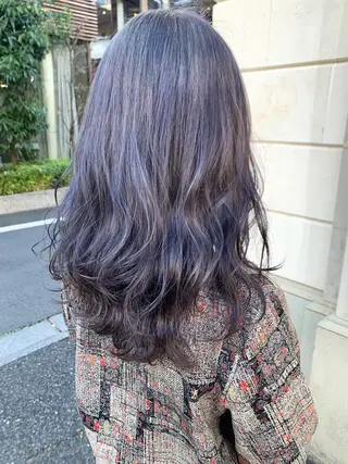 ミディアム カラー ヘアアレンジ yuka .のヘアスタイル