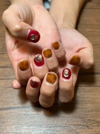 ネイル HENRIETTA NAILSALONのネイルデザイン
