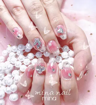 ネイル 🎀まゆ 🪽🐾のネイルデザイン