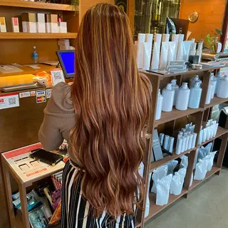ロング カラー oshare tom (スタイリスト)所属・人気🌻《髪質改善》 平井 綾乃のヘアスタイル