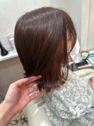 ショート チナツ ，のヘアスタイル