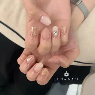 ネイル アトリエ　ミモザ所属・いまむら あかりのネイルデザイン