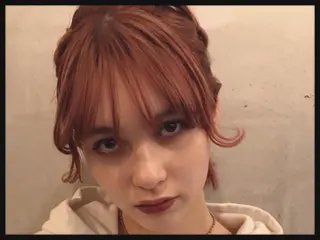 セミロング カラー パーマ ヘアアレンジ メンズ キッズ ネイル マツエク・マツパ ☃️髪質改善🉐割✨ ❄️“ever”❄️のヘアスタイル