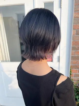 ミディアム YURAGI🤍 SAEのヘアスタイル