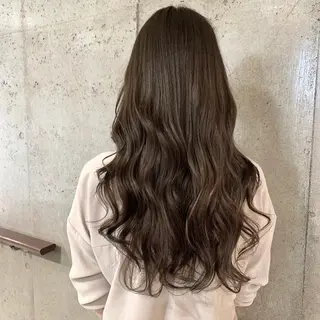 ロング カラー 二宮 早智子のヘアスタイル