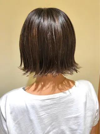ショート カラー さかい なつみのヘアスタイル