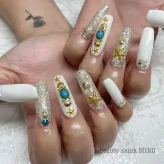 ネイル Sunny.Roa fujiのネイルデザイン