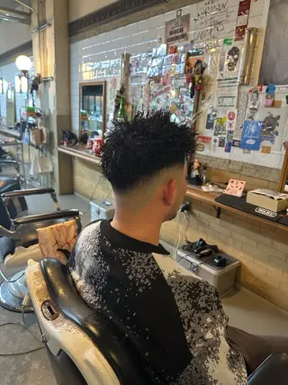 ショート パーマ メンズ モチヅキ タツキのヘアスタイル