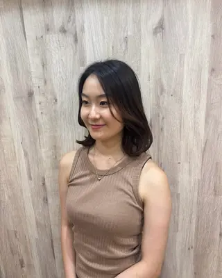 ミディアム 竹村 恵功代のヘアスタイル