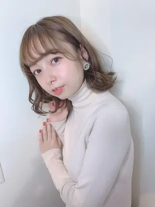 セミロング 公式 Ease by amble luxeのヘアスタイル