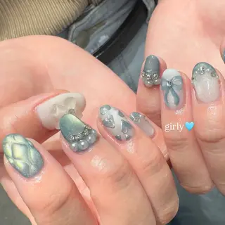 ネイル m kaori𓃟のネイルデザイン