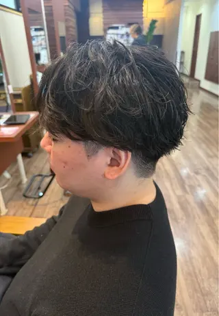 ショート パーマ tocolaso所属・冨樫 怜央のヘアスタイル