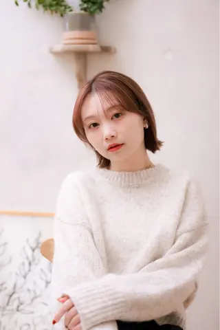 ミディアム 佐藤 由樹のヘアスタイル