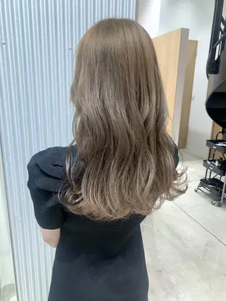 セミロング カラー ヘアアレンジ yuka .のヘアスタイル