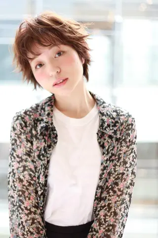 セミロング 松島 涼花のヘアスタイル