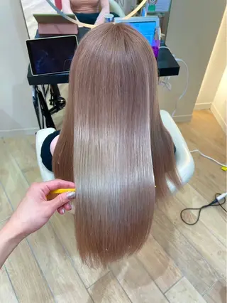 ロング 艶髪/ハイトーン ️🫧rino🫧のヘアスタイル