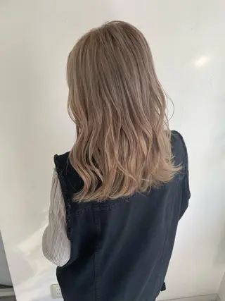 セミロング monolith所属・金井愛華 【monolith】のヘアスタイル