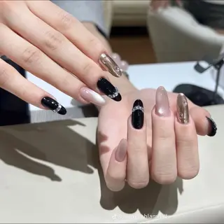 セミロング RUBY NAIL SPAのネイルデザイン